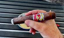 Load image into Gallery viewer, SERIE R ESTELI