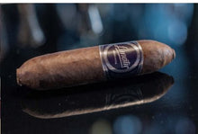 Load image into Gallery viewer, LUNATIC LOCO PERFECTO MADURO - 10 unit per box