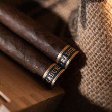 Load image into Gallery viewer, UNDERCROWN - MADURO