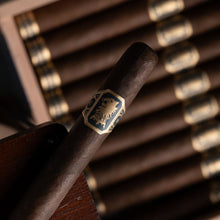 Load image into Gallery viewer, UNDERCROWN - MADURO
