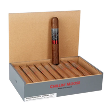Load image into Gallery viewer, CHILLIN' MOOSE BULL MOOSE MADURO
