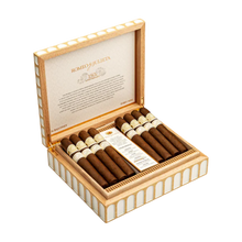 Load image into Gallery viewer, ROMEO Y JULIETA 150TH ANNIVERSARY
