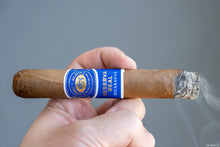 Load image into Gallery viewer, ROMEO Y JULIETA 150TH ANNIVERSARY
